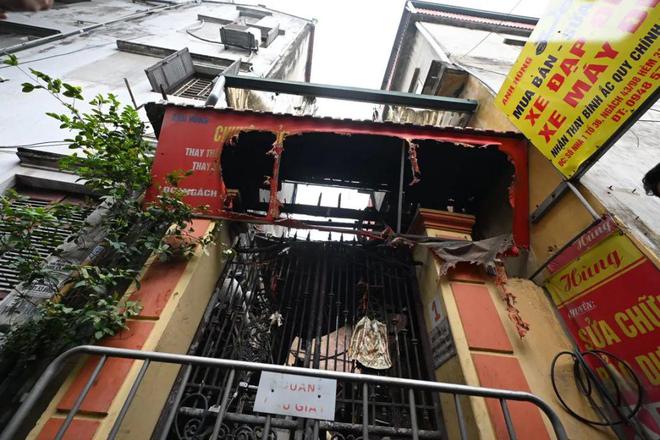 越南河内纸桥郡惨烈火灾：14人丧生、3人