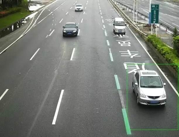 多地出现HOV车道到底是什么意思？交警：不懂就不要在上面乱走(图3)