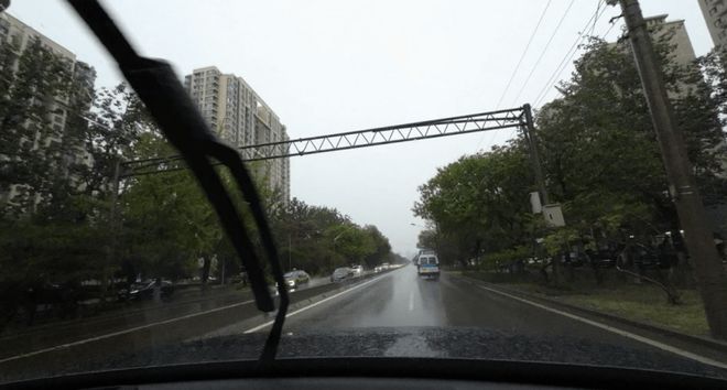 城区道路实测理想ADMax30十大用车场景(图6)