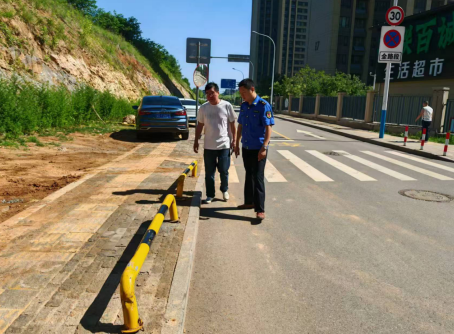 港沟街道：安装U型防撞护栏为安全护航_大