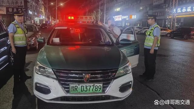 南阳市交通执法机构：打非治违再发力护航师生“开学季”(图5)