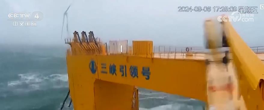 生活必需品供应平稳、城市秩序逐渐恢复……各地抓紧开展灾后恢复工作(图4)