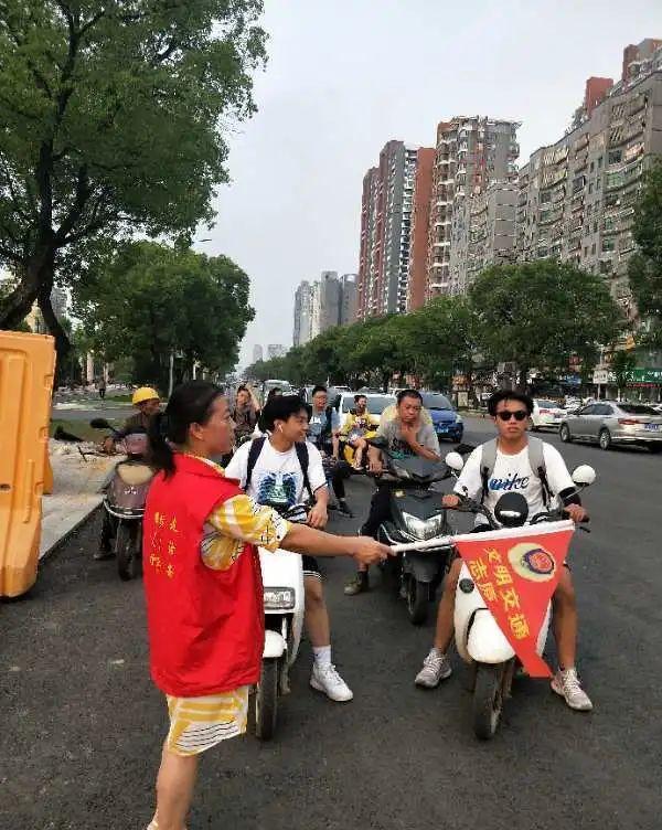 景德镇交通执法不符实际则会加剧社会矛盾城市管理者应务实！(图2)