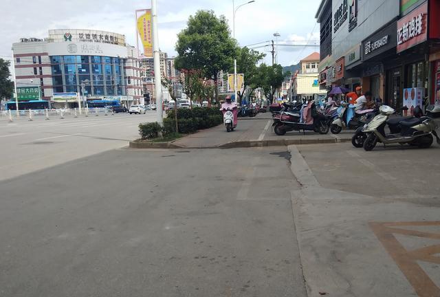 景德镇交通执法不符实际则会加剧社会矛盾城市管理者应务实！(图3)