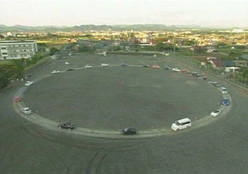 国庆出行90%的堵车都来自「移动路障」(图3)