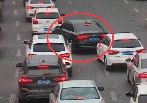 国庆出行90%的堵车都来自「移动路障」(图7)