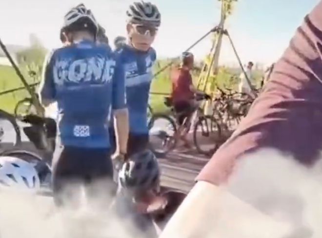 男孩骑行被碾压案司机已被逮捕白血病妻子发声：20万补偿被退回(图5)