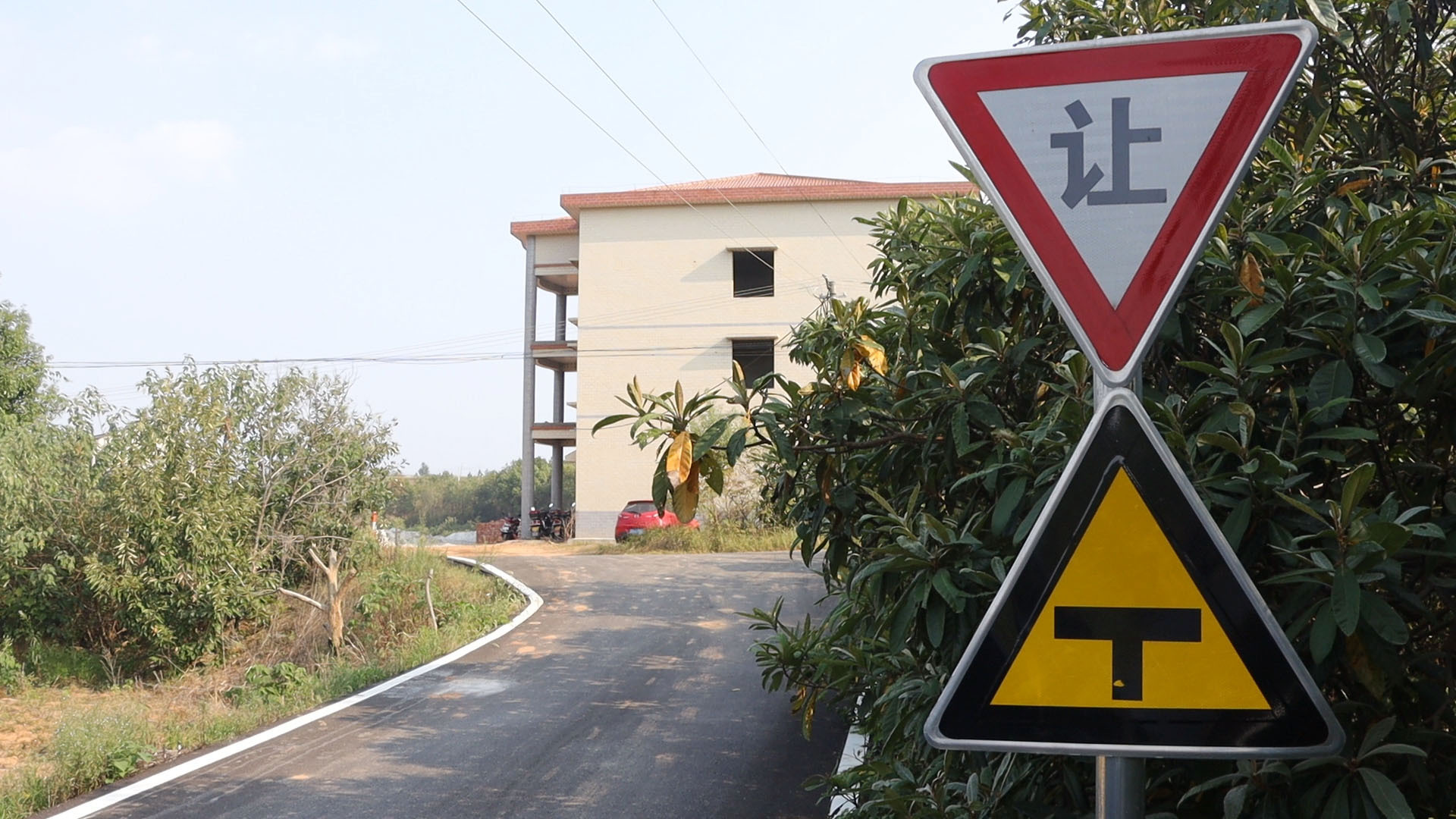 城乡公路“焕”新颜修路便民暖人心(图4)