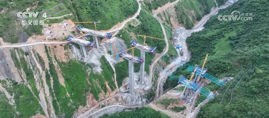 “蜀道难”变“蜀道畅”交通建设破局大凉山之困(图4)