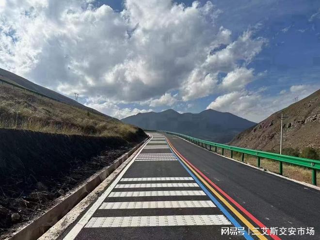 道路标线施工注意事项不看吃大亏！