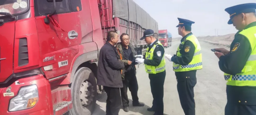 唱响交通安全主旋律金塔公安倾力绘就路畅人安的平安画卷(图3)