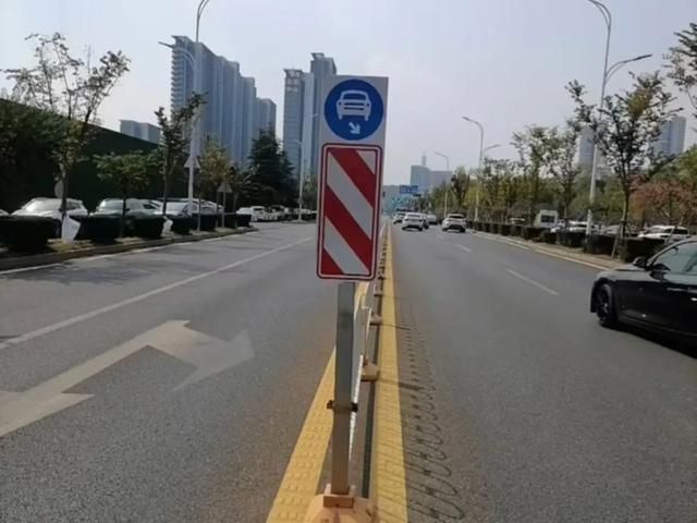 武汉市民连续发现交通标志牌“左右不分”交管部门：全区排查！(图2)