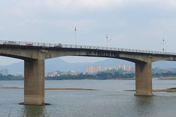 三年后再相见！井冈山大桥正式封闭施工好多好多人前往拍照留念…(图7)