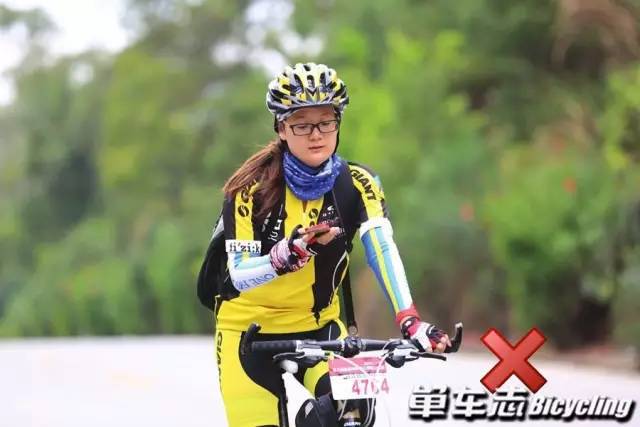 遭遇“开门杀”奥运冠军埃菲内普尔车祸多处骨折(图6)