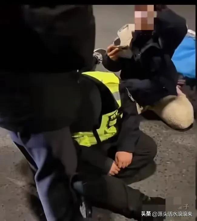 郑州货车司机遇检查跳桥身亡最新通报不是人们想象的那样(图2)
