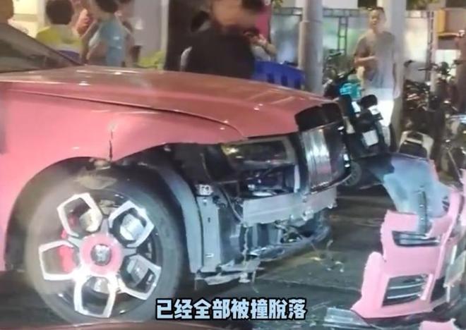 撞劳斯莱斯货车仅买百万车险小姐姐回应超险自抗富豪老公露面(图2)