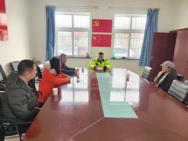 开学倒计时巴州公安交警全面开启护学模式(图1)