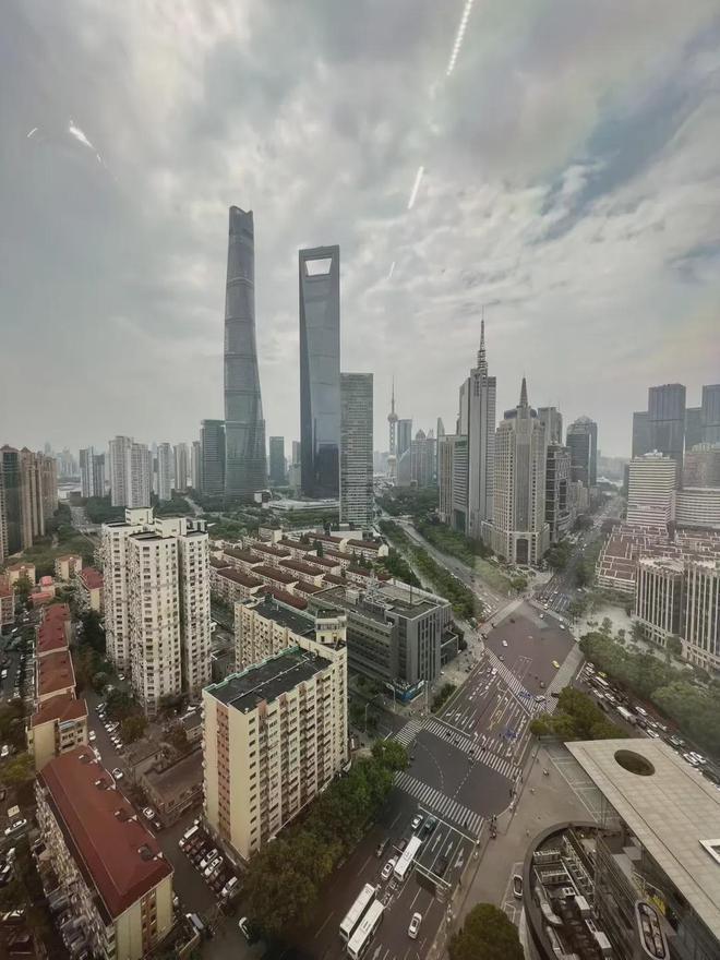 上海陆家嘴世纪荟电话简介(图4)