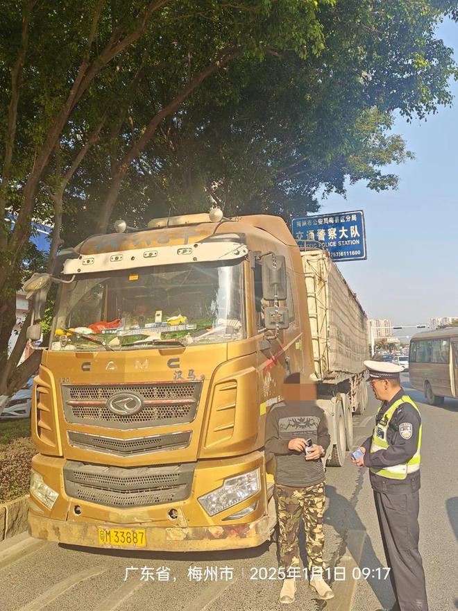 曝光！梅州这些大货车闯禁行！(图4)