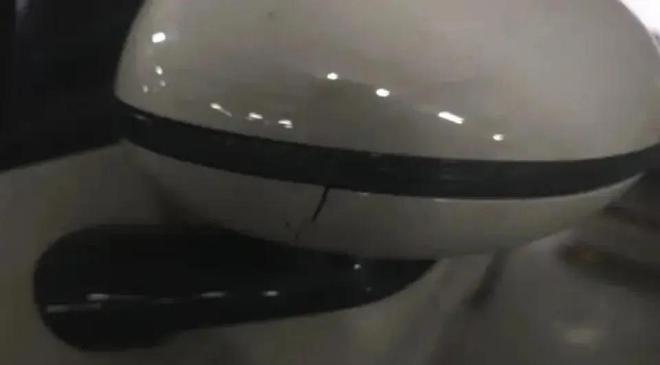 小米SU7爆燃起火另有隐情？网友称曾开同款车在同路段智驾出事故(图3)