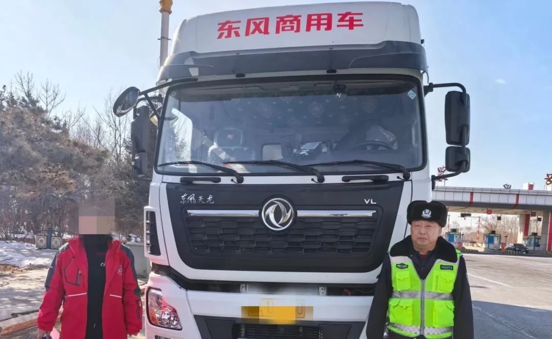 整治“不止步”全省交警时刻点亮安全“警示