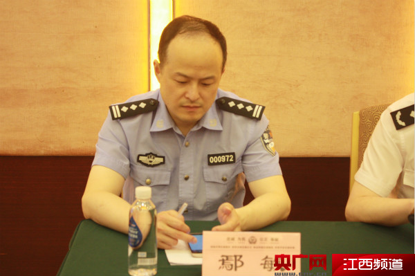 江西举办城市道路交通信号灯配时智能化和交通标志标线标准化业务培训班(图3)