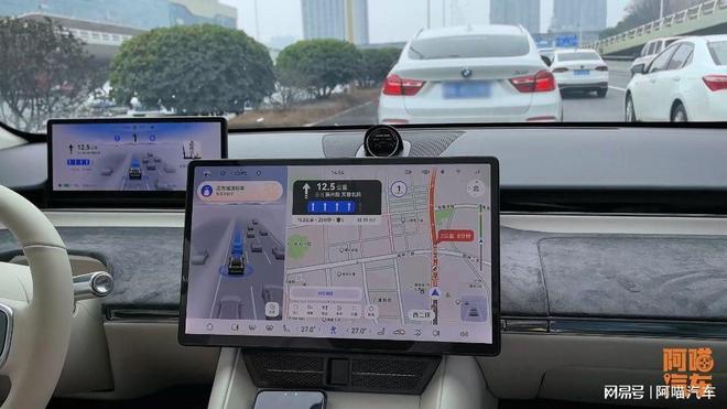 现在买车智能驾驶辅助必须要吗？喵哥给你说明白(图1)