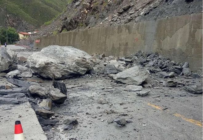 【重要提醒】道路千万条安全驾驶第一条(图2)