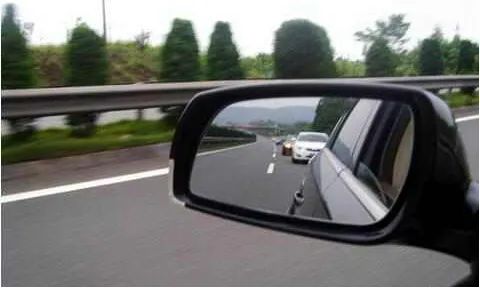 【案例警示】任性跨越实线变道酿事故担全责！(图5)