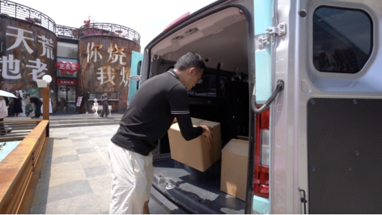 工作生活全适配福田卡文乐福明窗畅行版一镜出色云端品鉴乐福行郑州(图10)