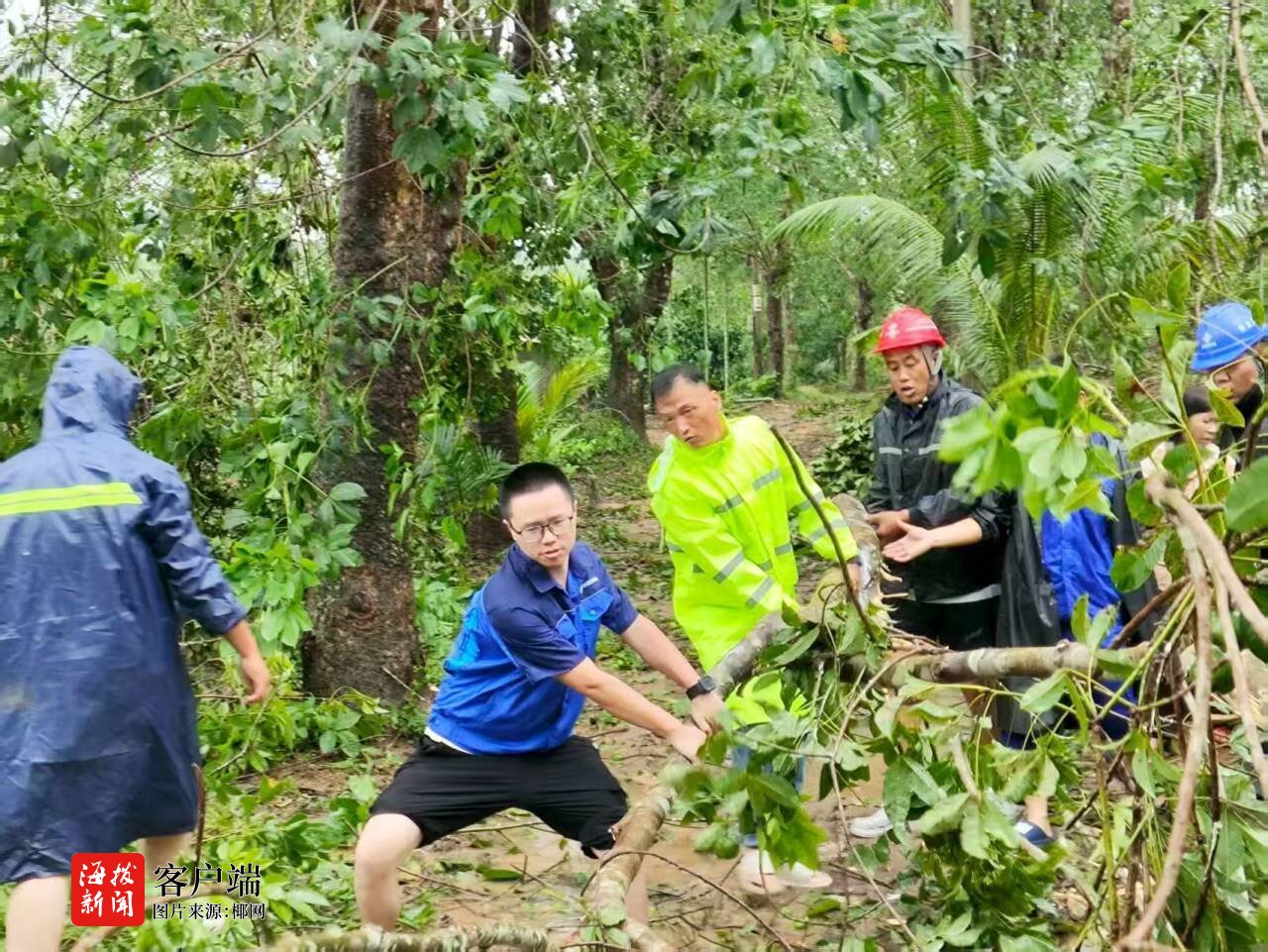 中交二公局组建志愿者救援队伍帮助群众复工