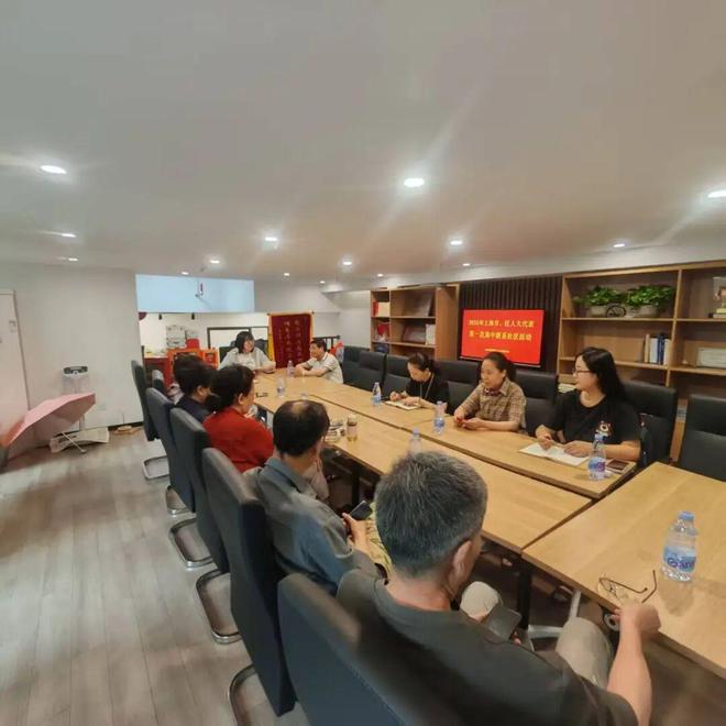 “群众的事不能卡在这里！”看TA们如何扫清“路障”为民“兜底”→(图4)