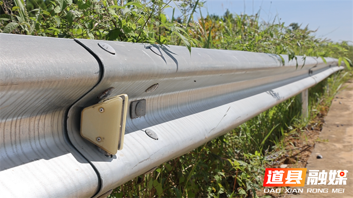 道县：“小护栏”守护“大民生”农村公路安防工程为乡村振兴系上“安全带”(图2)