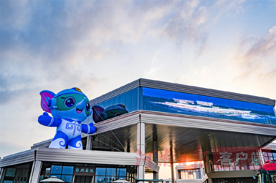 河南日报头版重磅报道｜郑州航空港：办好一场赛、提升一座城用“技能之光”照亮崛起之路(图12)