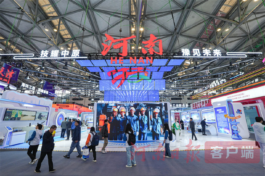 河南日报头版重磅报道｜郑州航空港：办好一场赛、提升一座城用“技能之光”照亮崛起之路(图20)