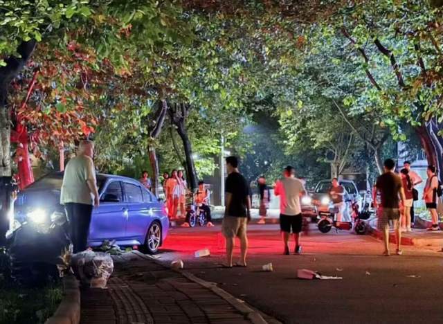 华南理工又一老师被撞现场照流出肇事者被扒一画面信息量大(图3)