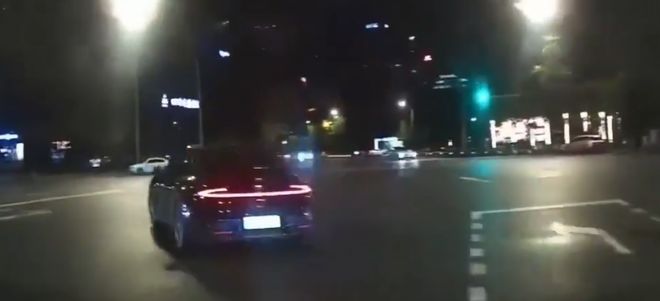 成都交警通报小米SU7车祸：酒驾事故致一人死亡(图2)