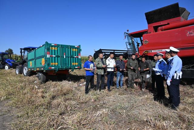 巴彦公安：“三小”举措以小见大筑牢秋收交