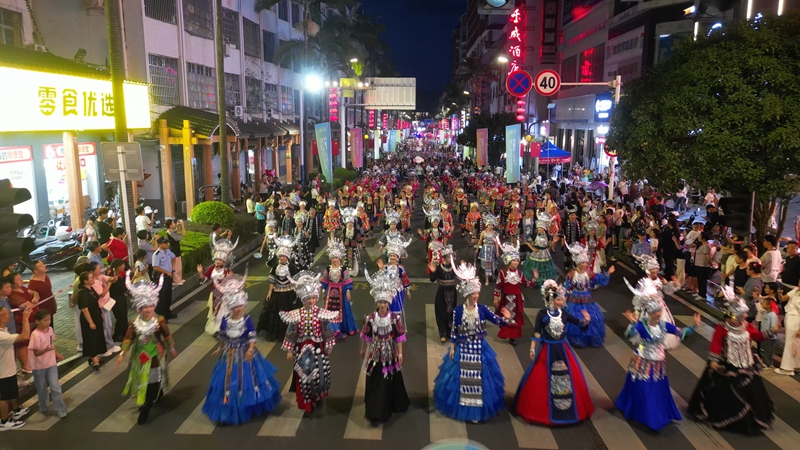 诚意打底风景出圈！网友点赞：“荔波文旅上大分”(图3)