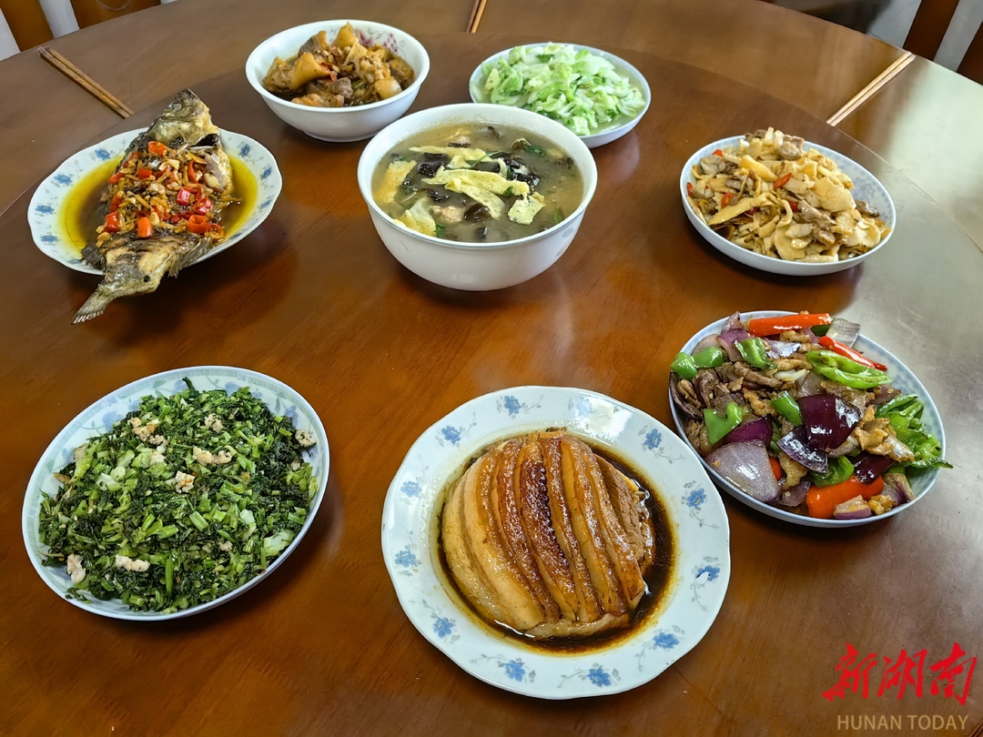 经济视野丨“添双筷子”项目游客花40元就能吃顿农家饭——共享经济给农户添效益(图2)