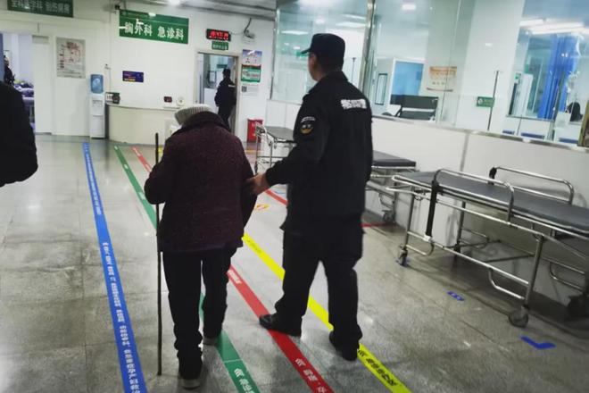 【阳光下的守护】暖心警事让守护持续升温(图3)