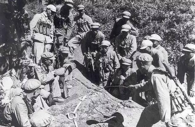 抗美援朝美军三面包围志愿军并用中文喊话招降结果如何？(图4)