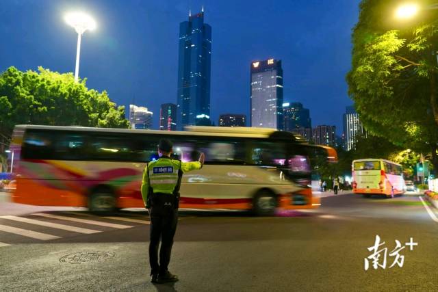 十五运会期间广州交通拥堵指数下降1932%(图2)