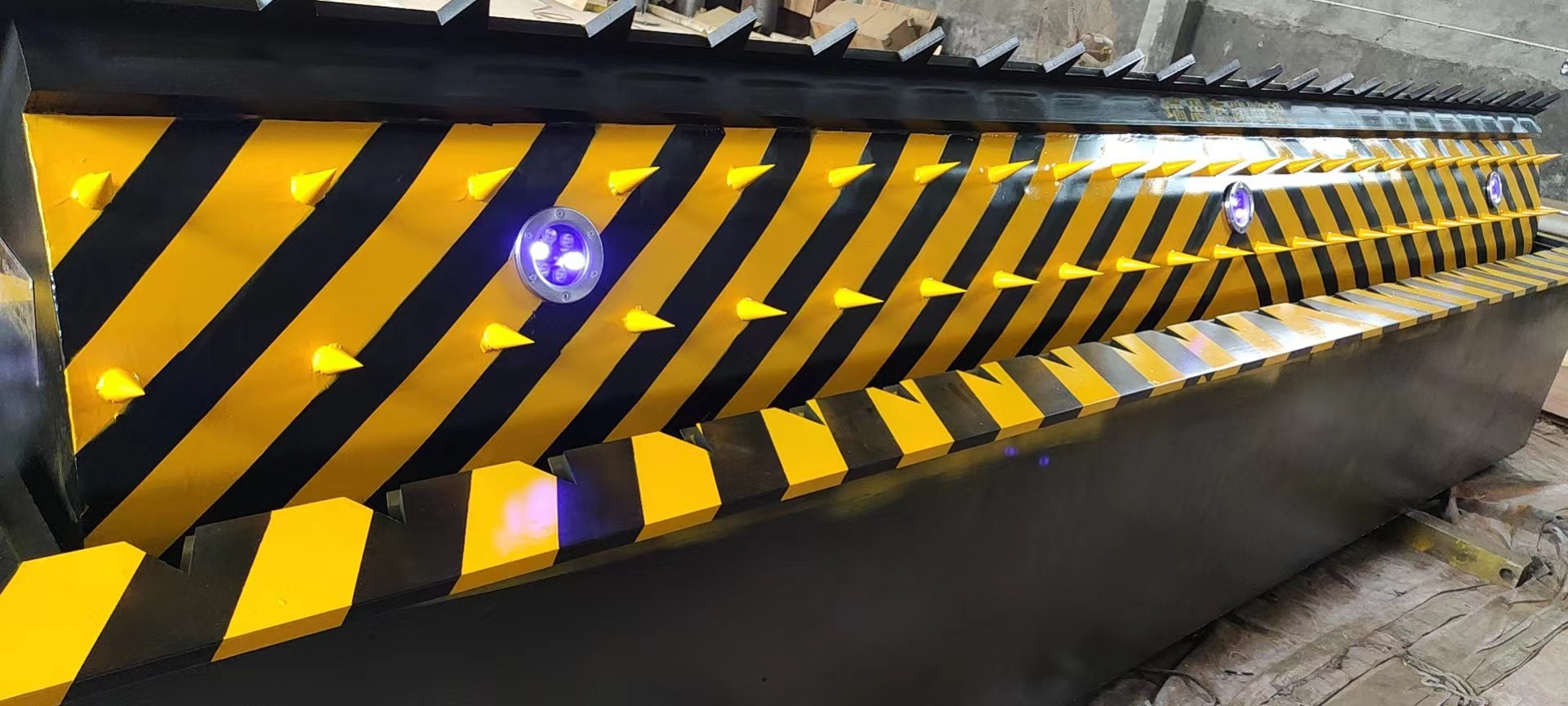 2025年11月中国液压翻板路障机顶尖厂家综合评估(图2)