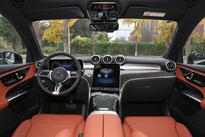 入手门槛再降！26款奔驰GLC最低不到32万哪类人群适合买？(图4)