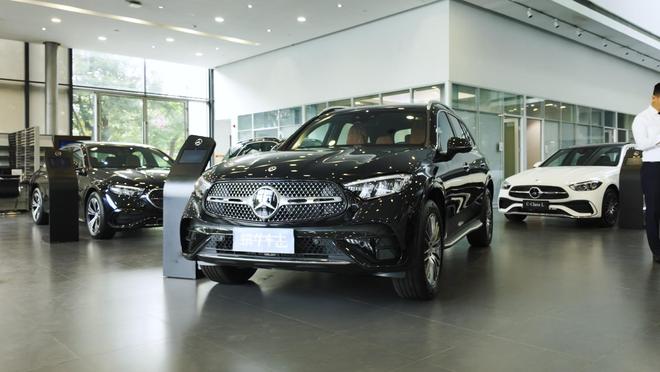 入手门槛再降！26款奔驰GLC最低不到32万哪类人群适合买？(图2)