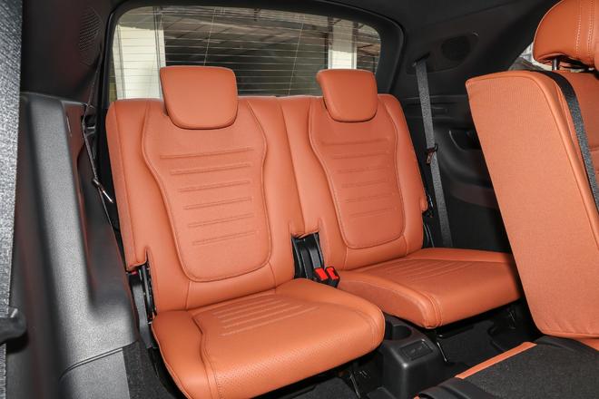 入手门槛再降！26款奔驰GLC最低不到32万哪类人群适合买？(图7)