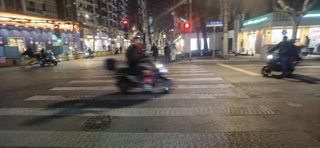 人行横道线和机非分割线今年将全面升级