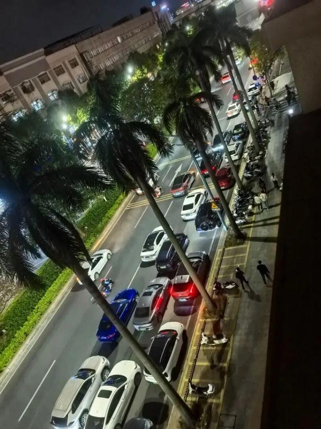 该“补妆”啦！市民反映多条道路交通标线模糊不清影响出行……相关部门回应→丨直通12345·诉求热点(图4)